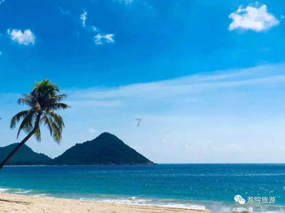 暖心！海南环岛高铁一男子突感不适 旅客医生紧急施救